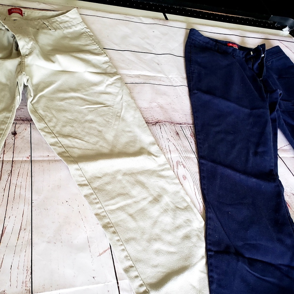 Dickies Bundle 2 Pairs SZ 5 & 9